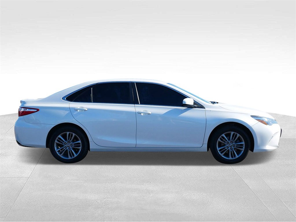 Used 2017 Toyota Camry SE with VIN 4T1BF1FK8HU410535 for sale in Inver Grove Heights, Minnesota