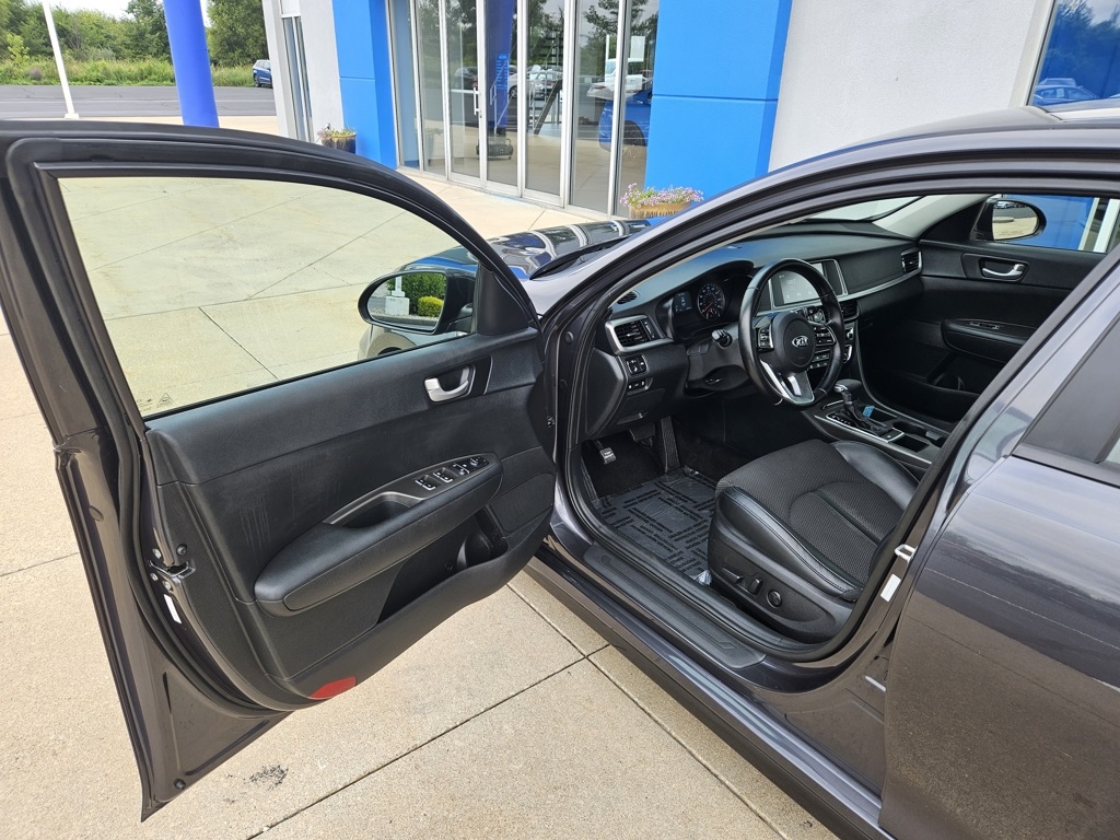 2019 Kia Optima S photo 10