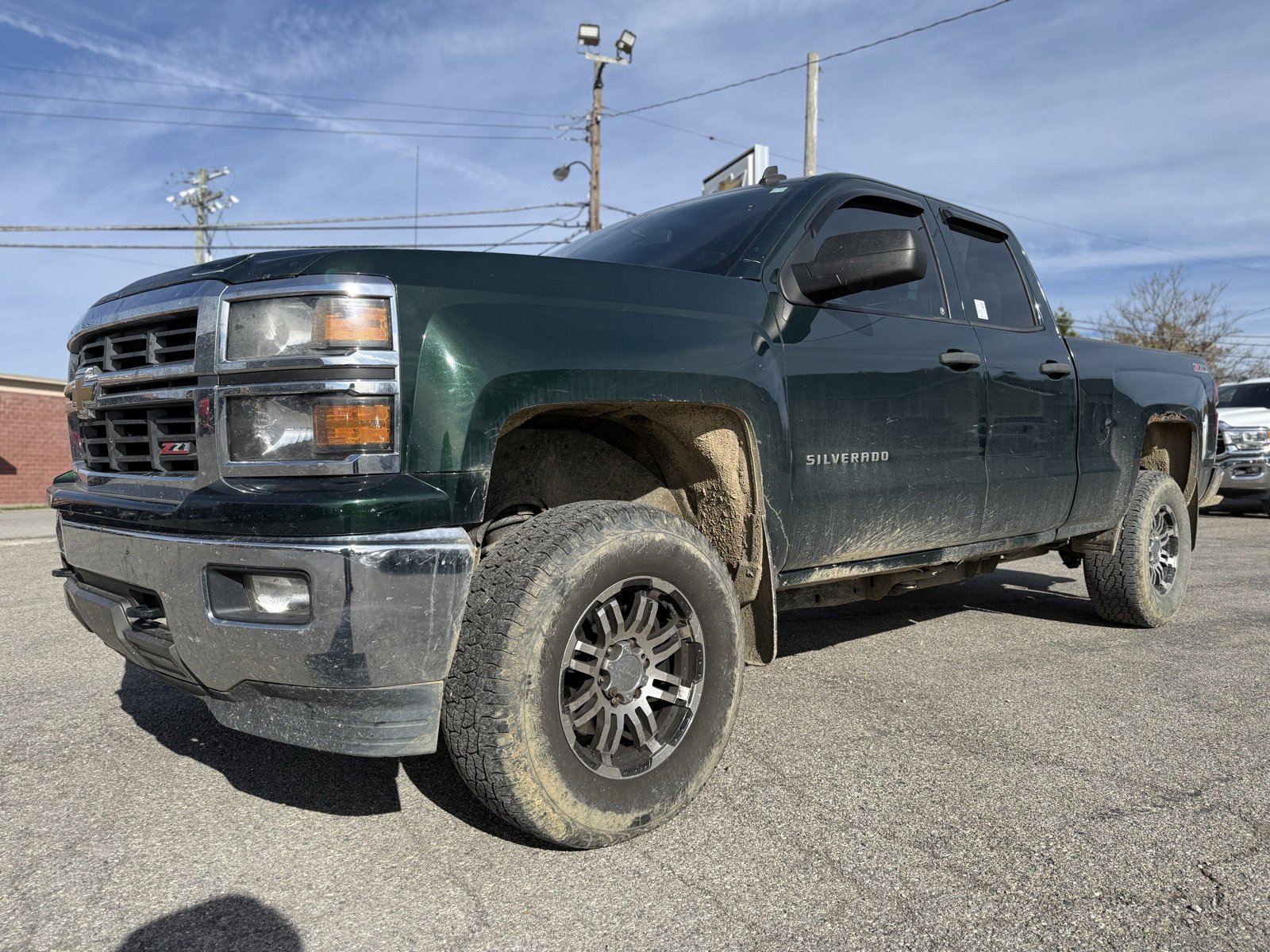 Used 2014 Chevrolet Silverado 1500 LT with VIN 1GCVKREC0EZ392228 for sale in Eminence, KY