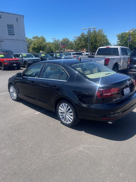 2016 Volkswagen Jetta 1.8T SEL photo 4