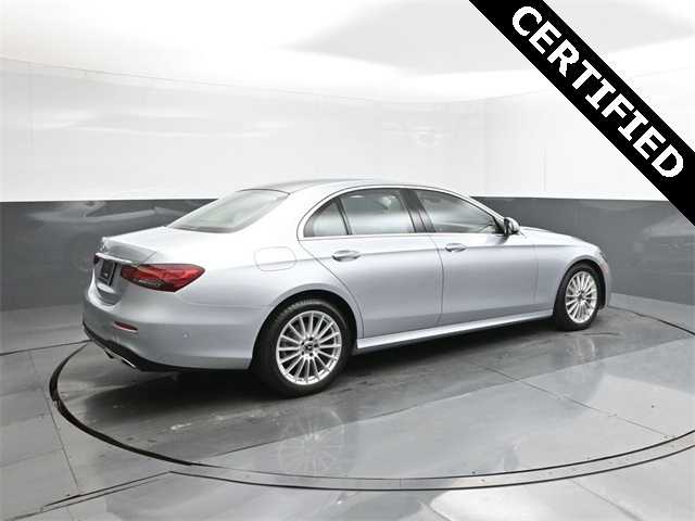 2022 Mercedes Benz E 350 photo 15