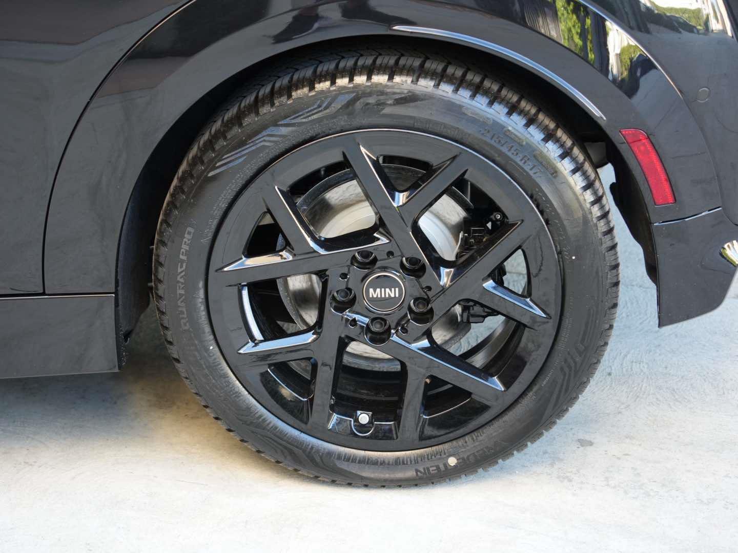 2026 Mini Cooper 2 Door Hardtop S Iconic photo 4