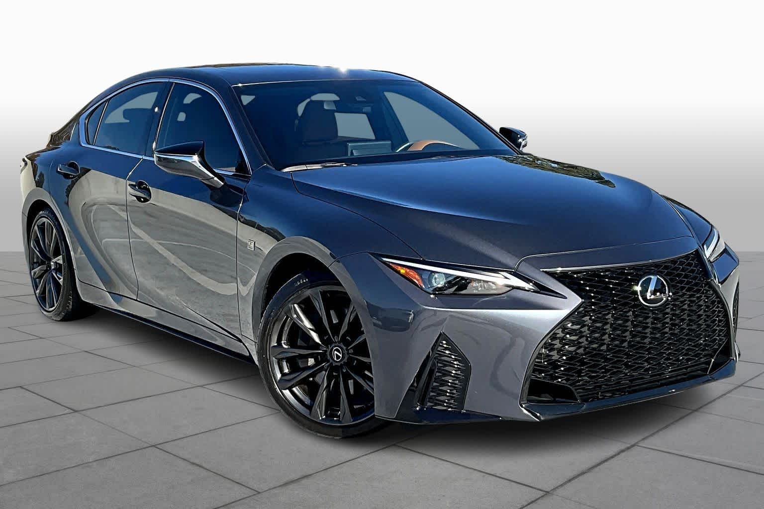 2024 Lexus IS F SPORT photo 2
