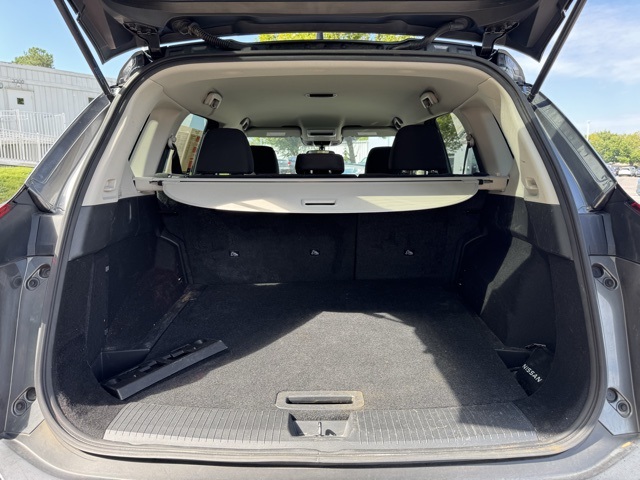 2023 Nissan Rogue S photo 36