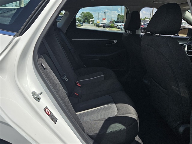 2022 Hyundai Sonata SE photo 13