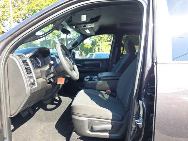 2024 Ram 1500 Classic Warlock photo 9