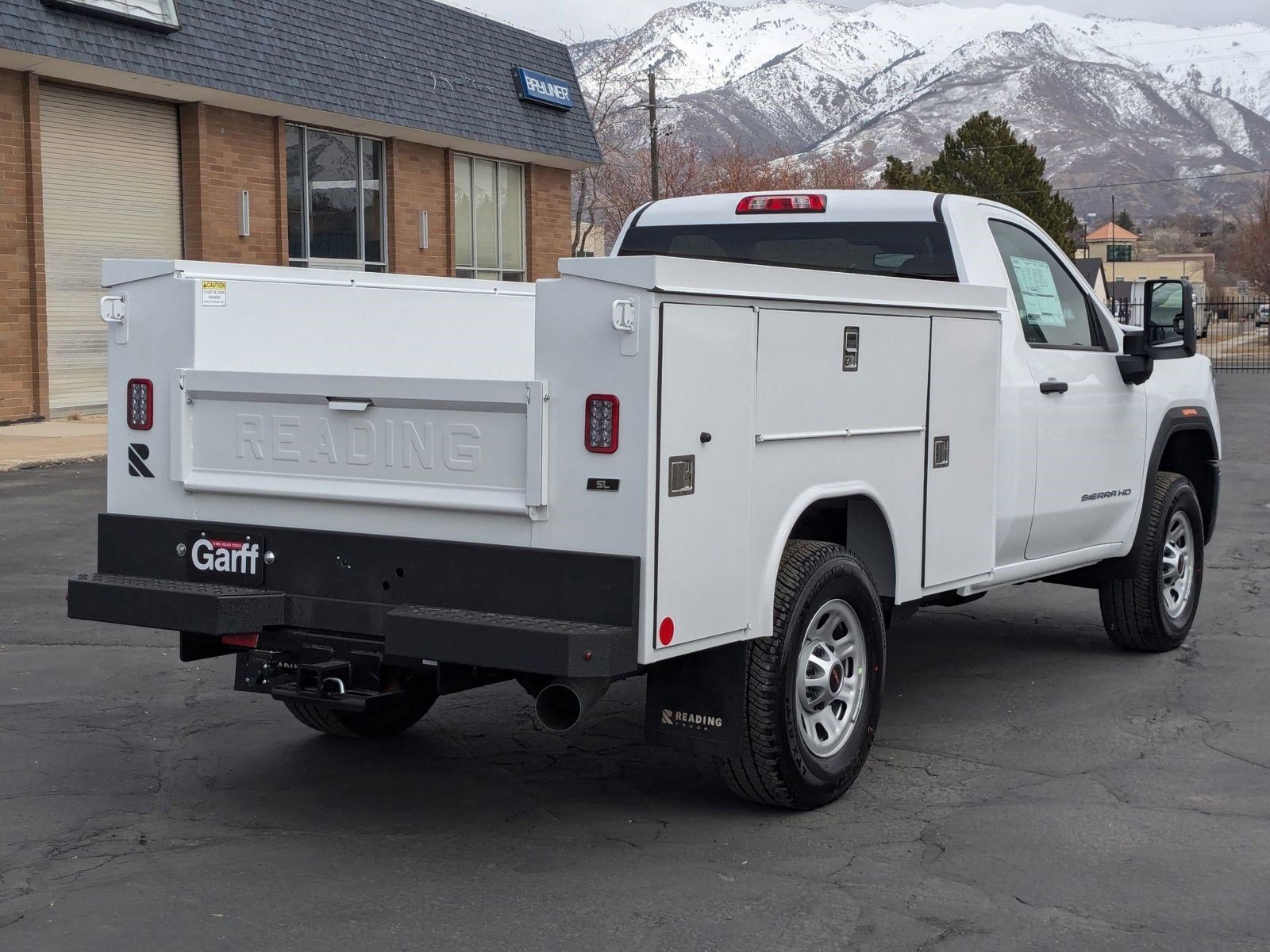 2025 Gmc Sierra 3500 HD Pro photo 3