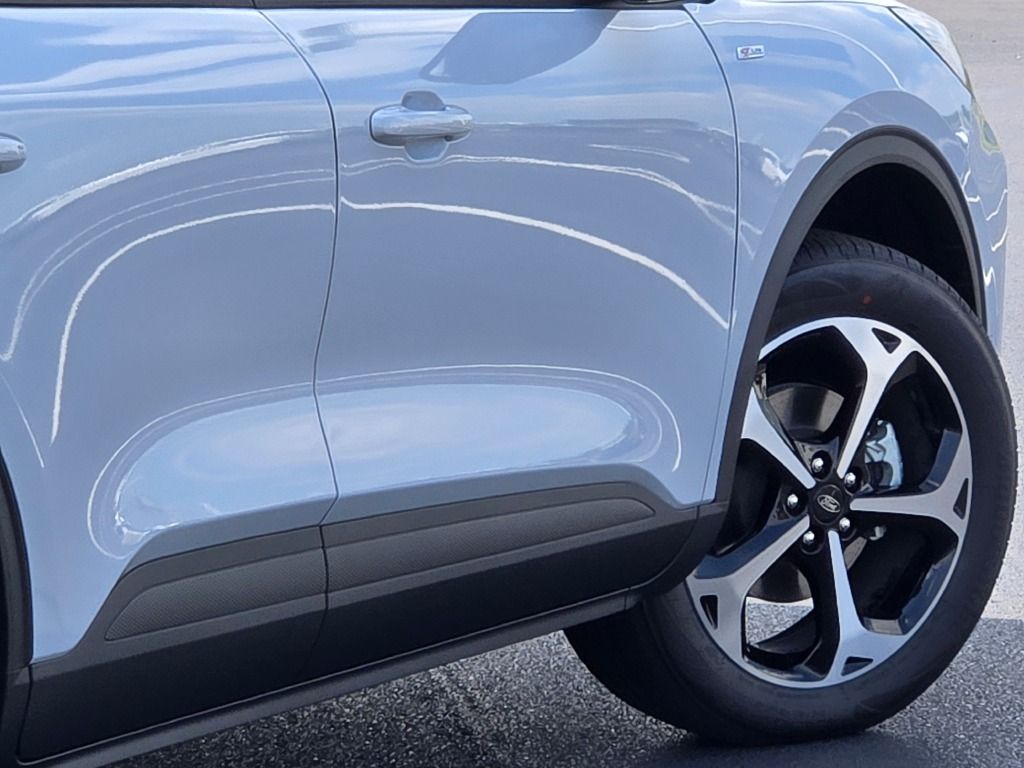 2025 Ford Escape Hybrid ST-Line Select photo 11