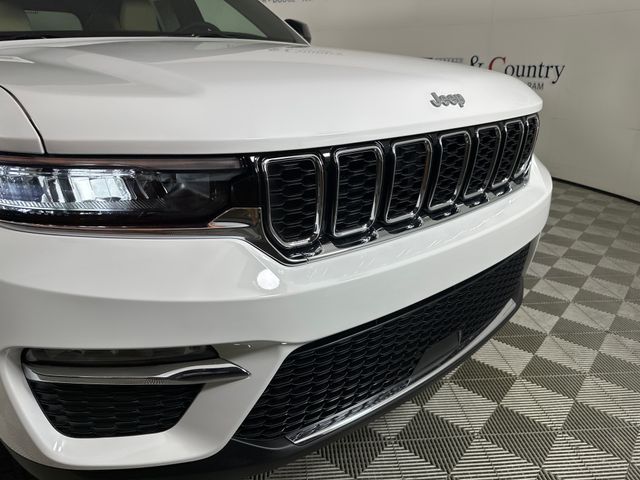 2025 Jeep Grand Cherokee Limited photo 10