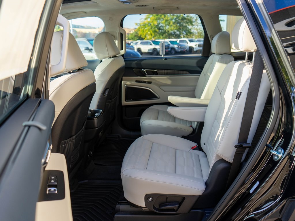 2025 Kia Telluride SX Prestige photo 8
