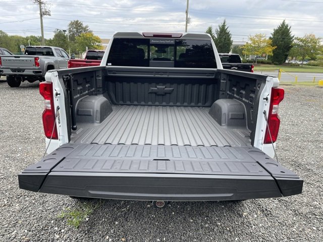 2025 Chevrolet Silverado 1500 RST photo 8