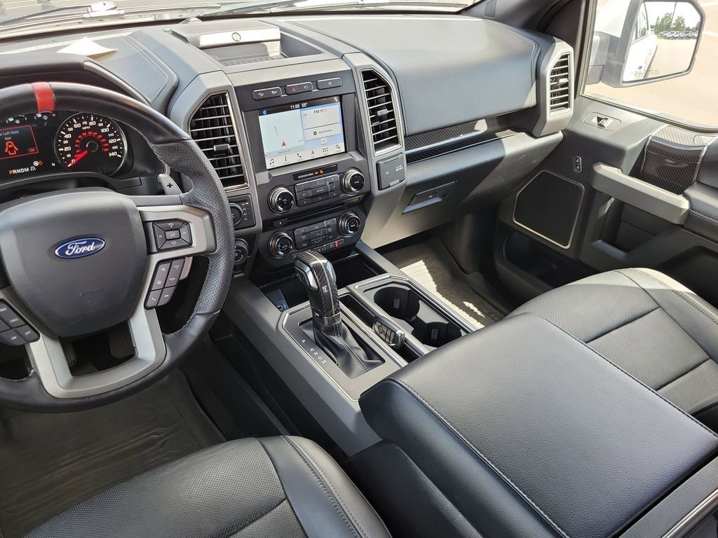 2018 Ford F-150 Raptor photo 24