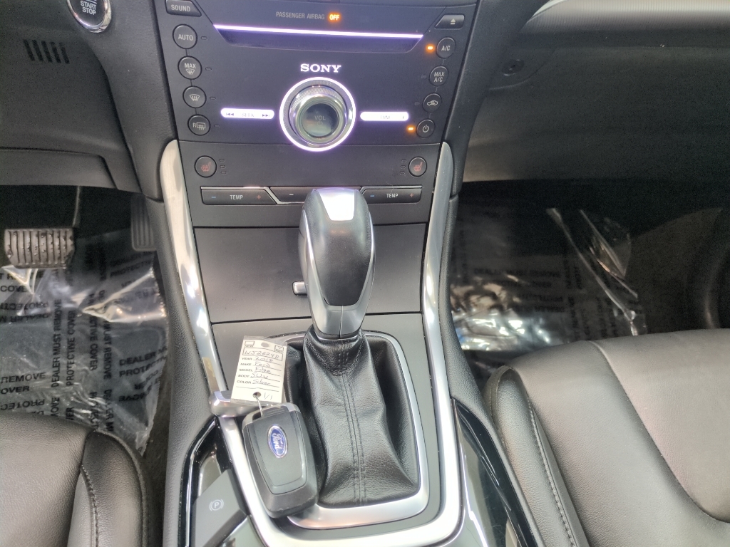 2018 Ford Edge Titanium photo 22