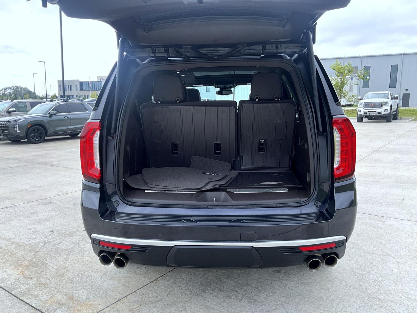 2023 Gmc Yukon Denali photo 7