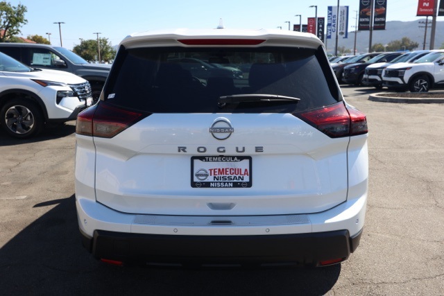 2026 Nissan Rogue SV photo 3