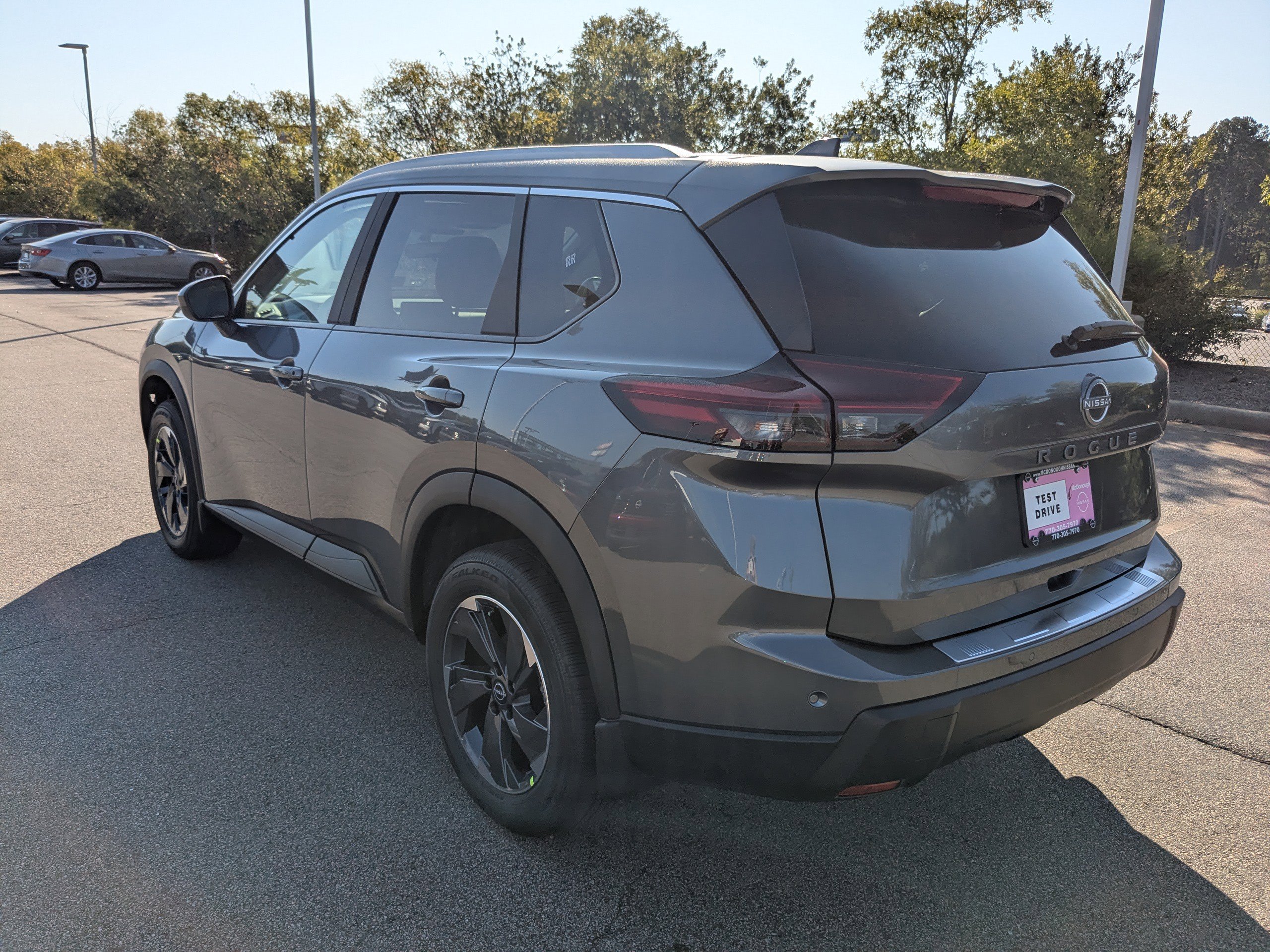 2026 Nissan Rogue SV photo 3