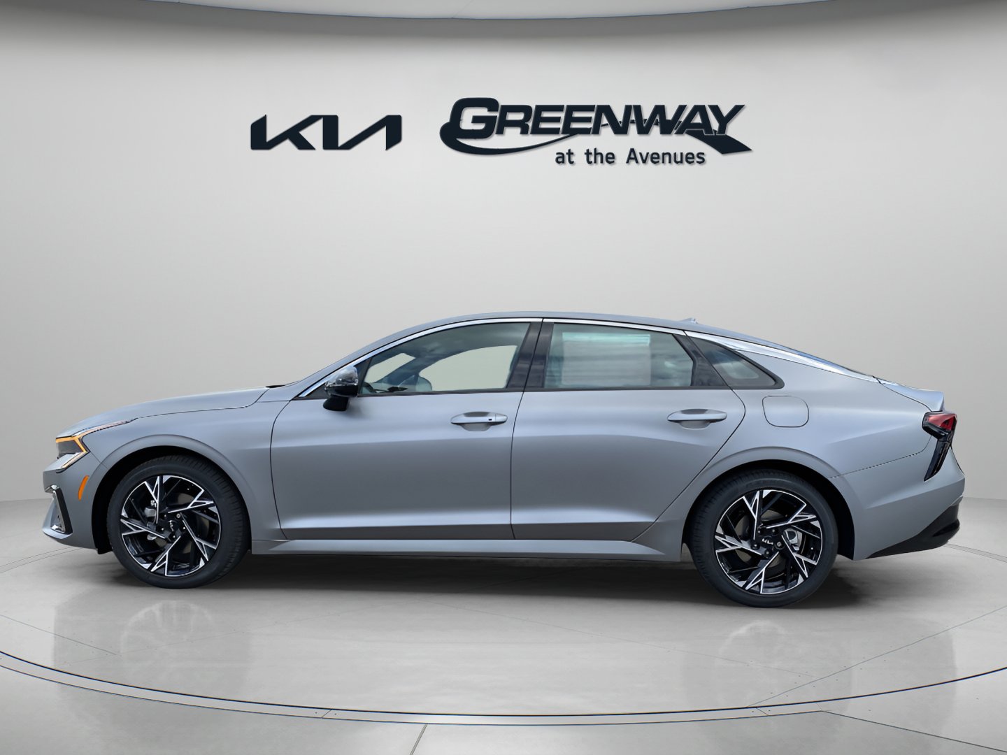 2025 Kia K5 GT-Line photo 2