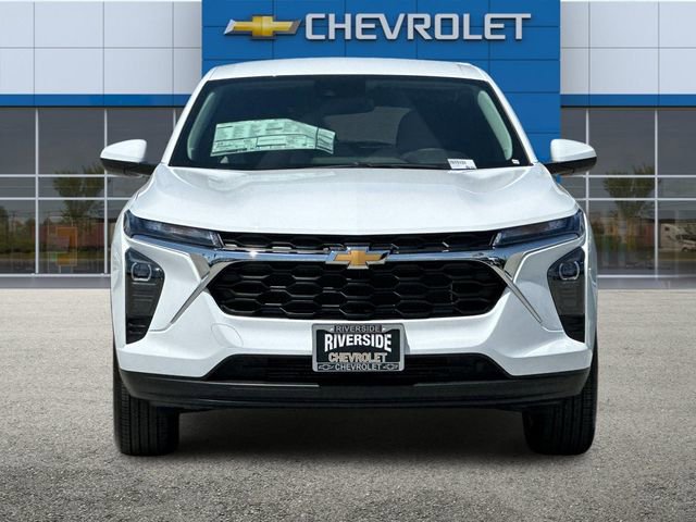 2026 Chevrolet Trax LS photo 8