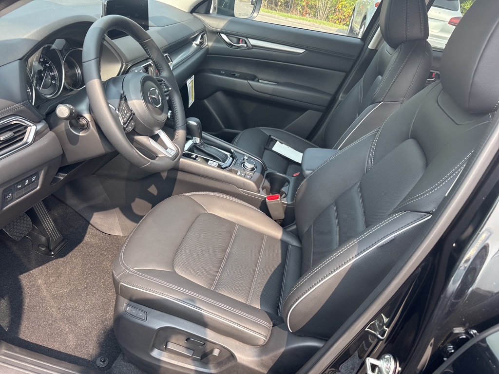 2025 Mazda CX-5 2.5 S Preferred photo 8