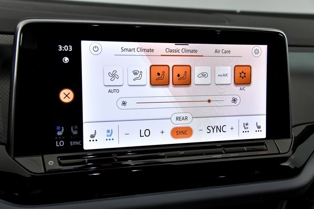 2025 Volkswagen Atlas Peak Edition SE photo 13