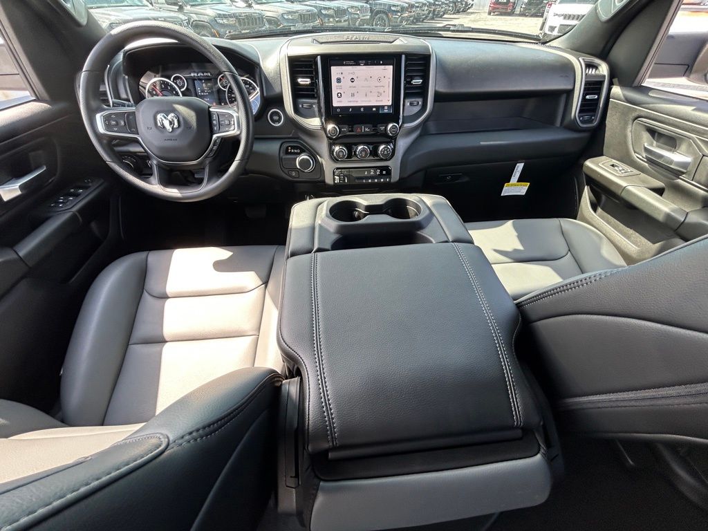 2025 Ram 1500 Tradesman photo 27