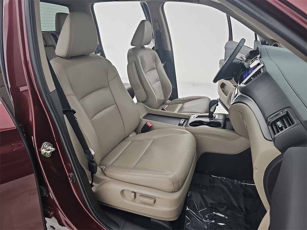 2019 Honda Ridgeline RTL-T photo 12