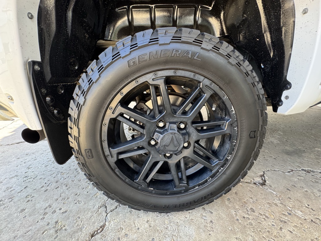 2018 Toyota Tundra Limited photo 34