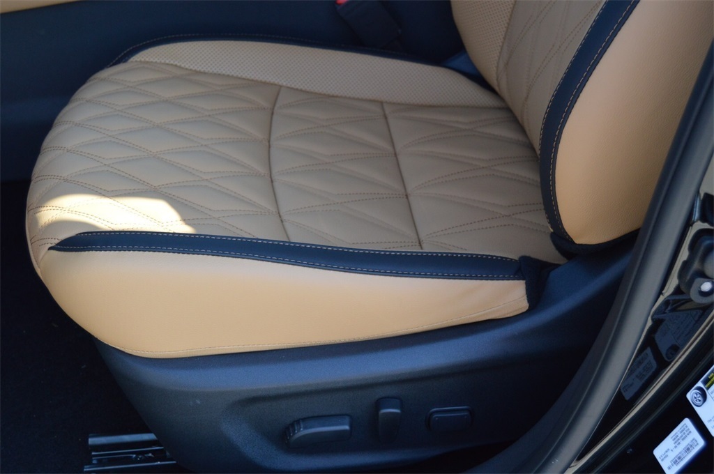 2025 Nissan Sentra SV photo 19