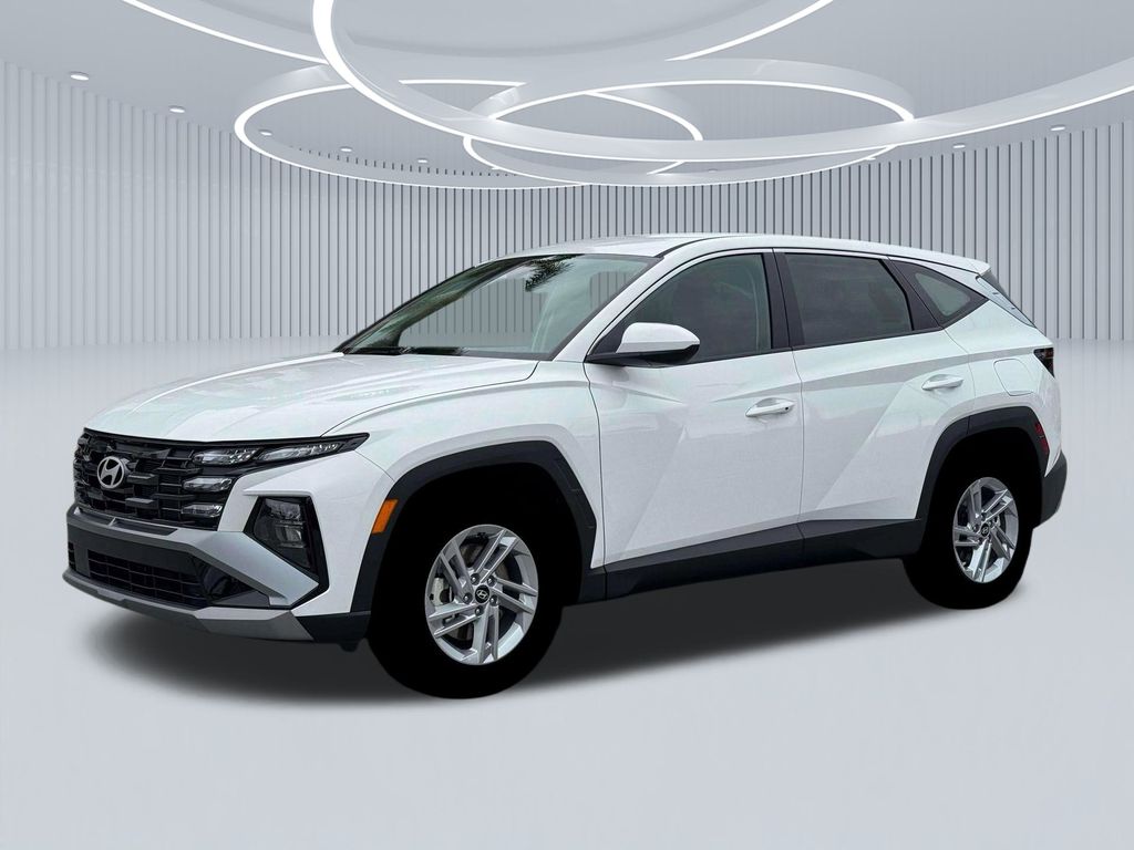 2026 Hyundai Tucson SE photo 2