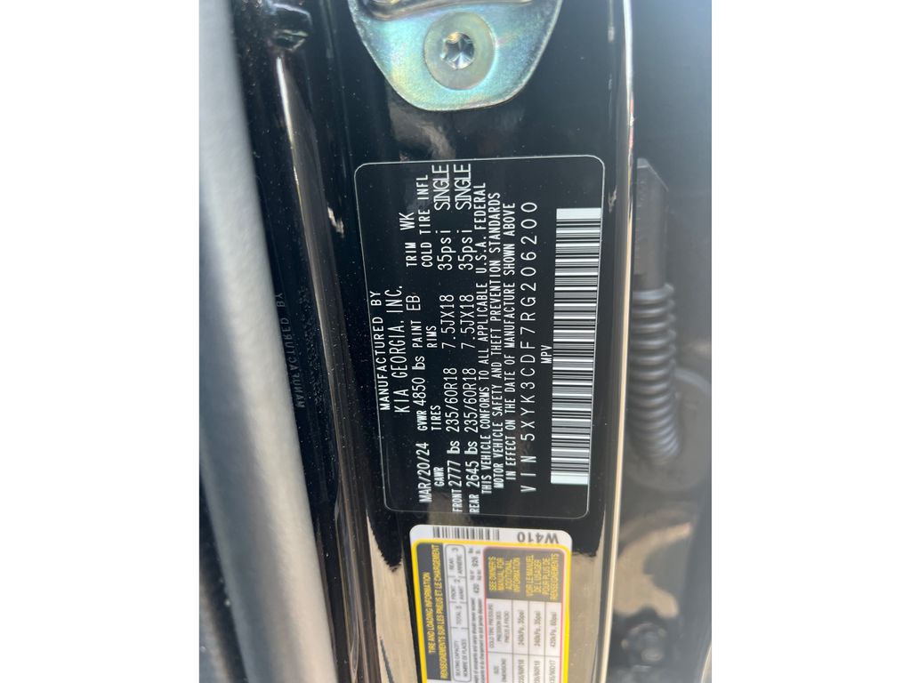 2024 Kia Sportage EX photo 14
