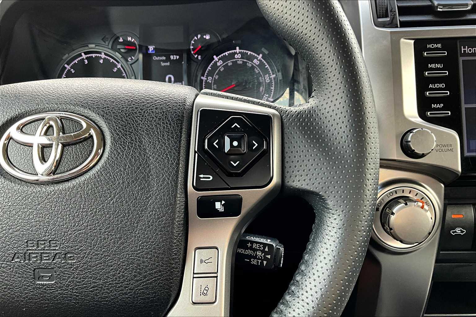 2024 Toyota 4Runner SR5 photo 24