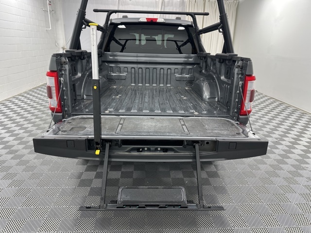 2023 Ford F-150 Lariat photo 6
