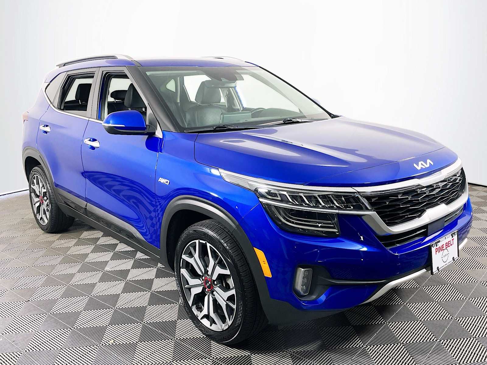 2022 Kia Seltos SX photo 3
