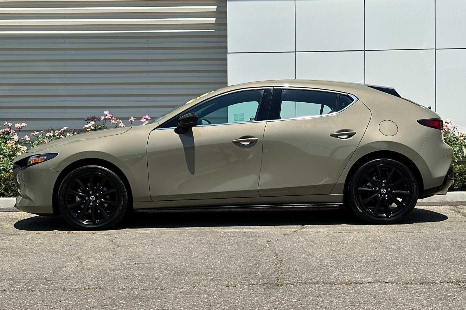 2024 Mazda Mazda3 2.5 Carbon Turbo photo 6