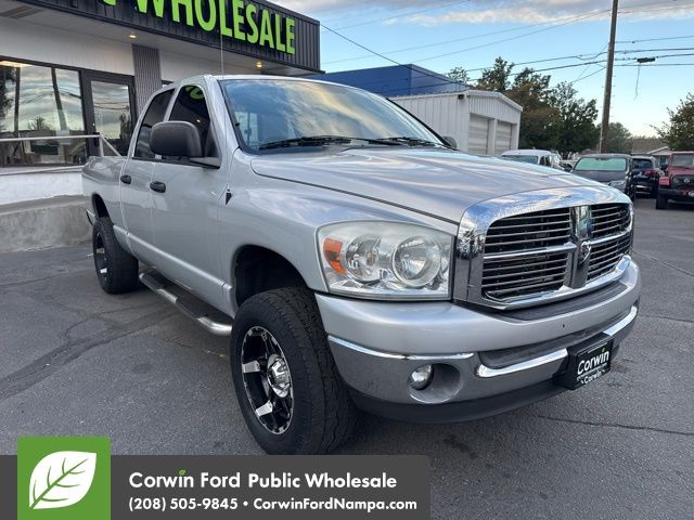 2007 Dodge Ram SLT photo 3