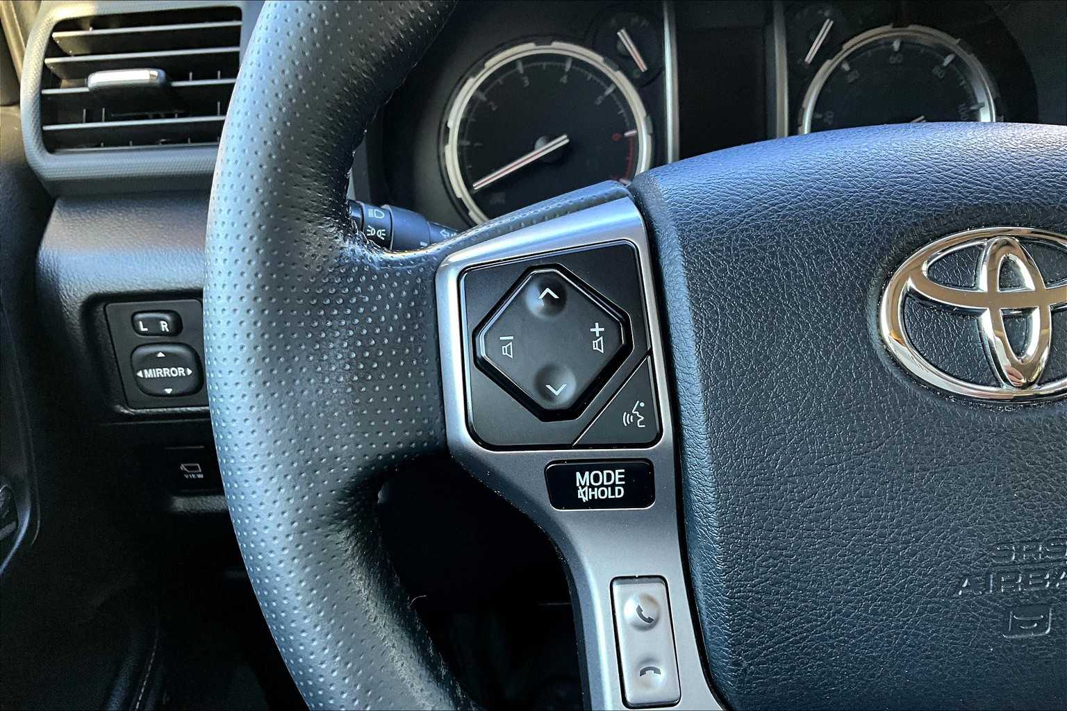 2023 Toyota 4Runner Limited photo 23
