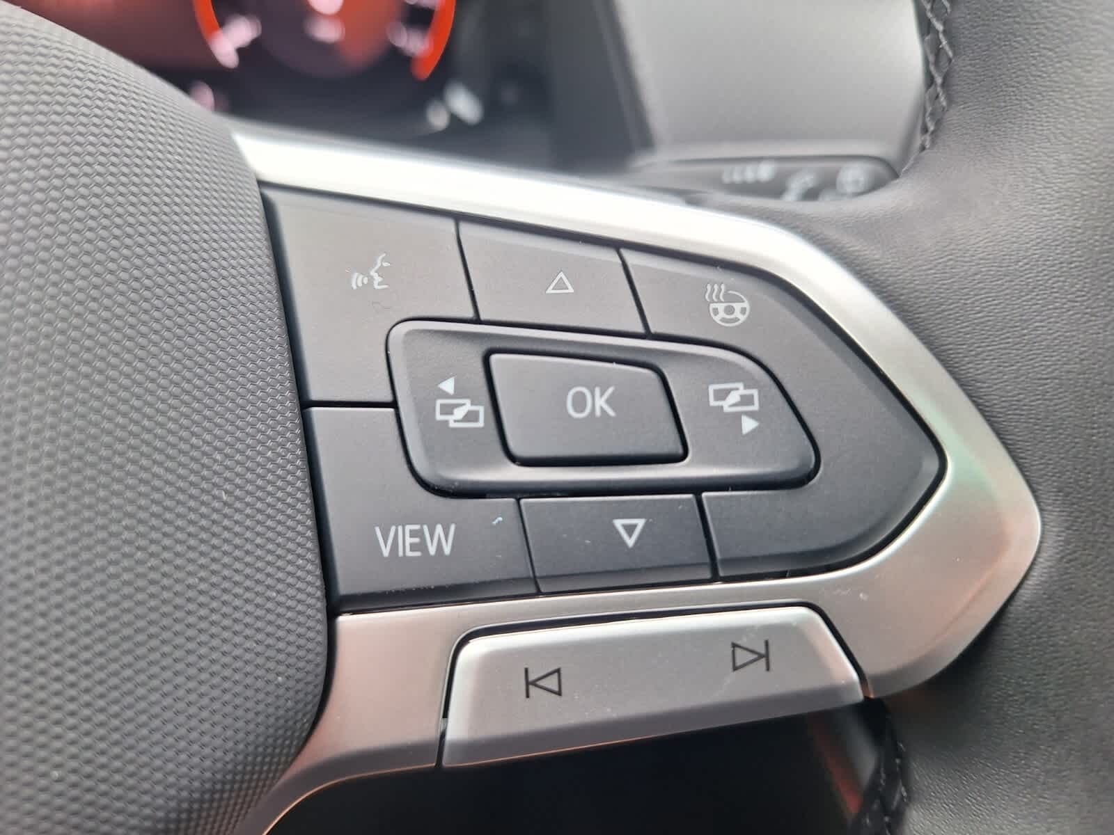 2025 Volkswagen Atlas Peak Edition SE photo 12
