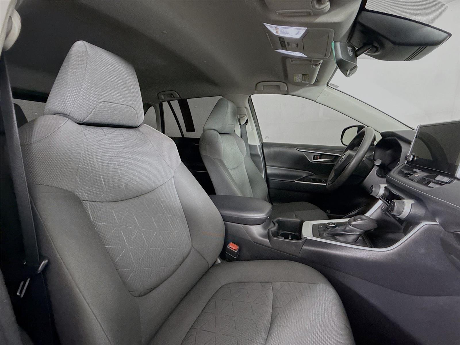 2023 Toyota RAV4 Hybrid photo 39