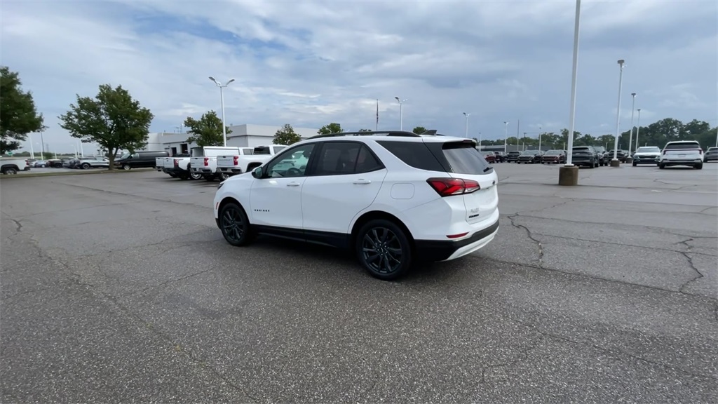 2022 Chevrolet Equinox RS photo 4