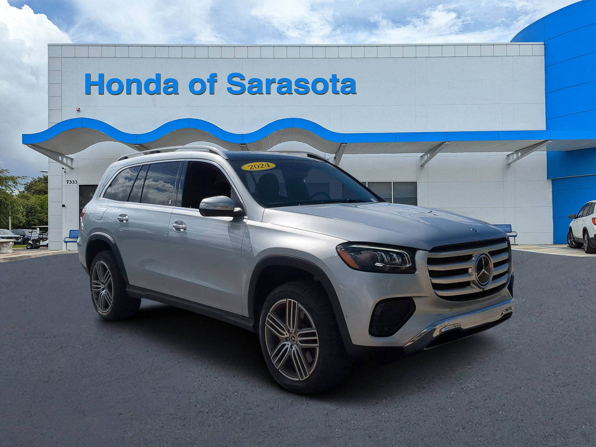 2024 Mercedes-Benz GLS Base's photo