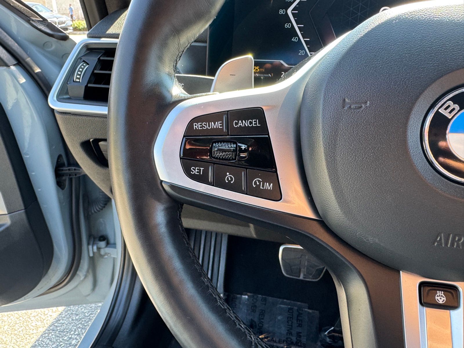 2024 Bmw 330i photo 26