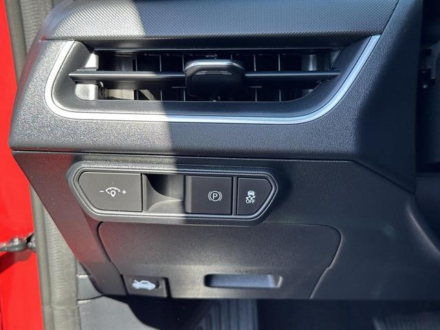 2025 Kia K4 LXS photo 3