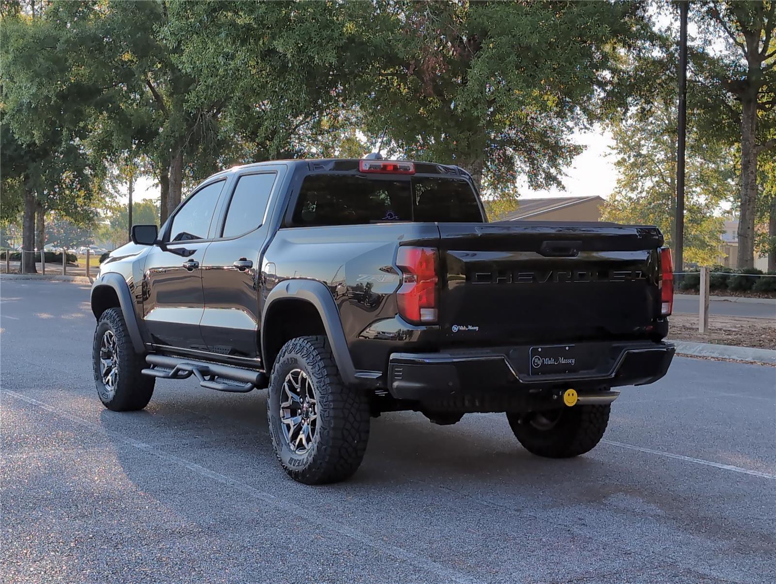 2025 Chevrolet Colorado ZR2 photo 3