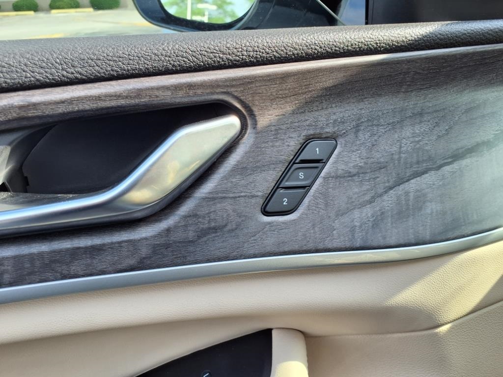 2024 Jeep Grand Cherokee Limited photo 3
