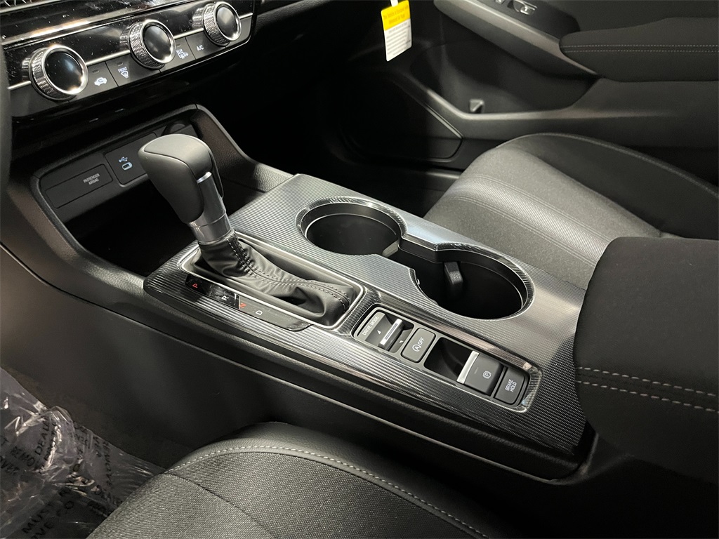 2026 Honda Civic Sport photo 13