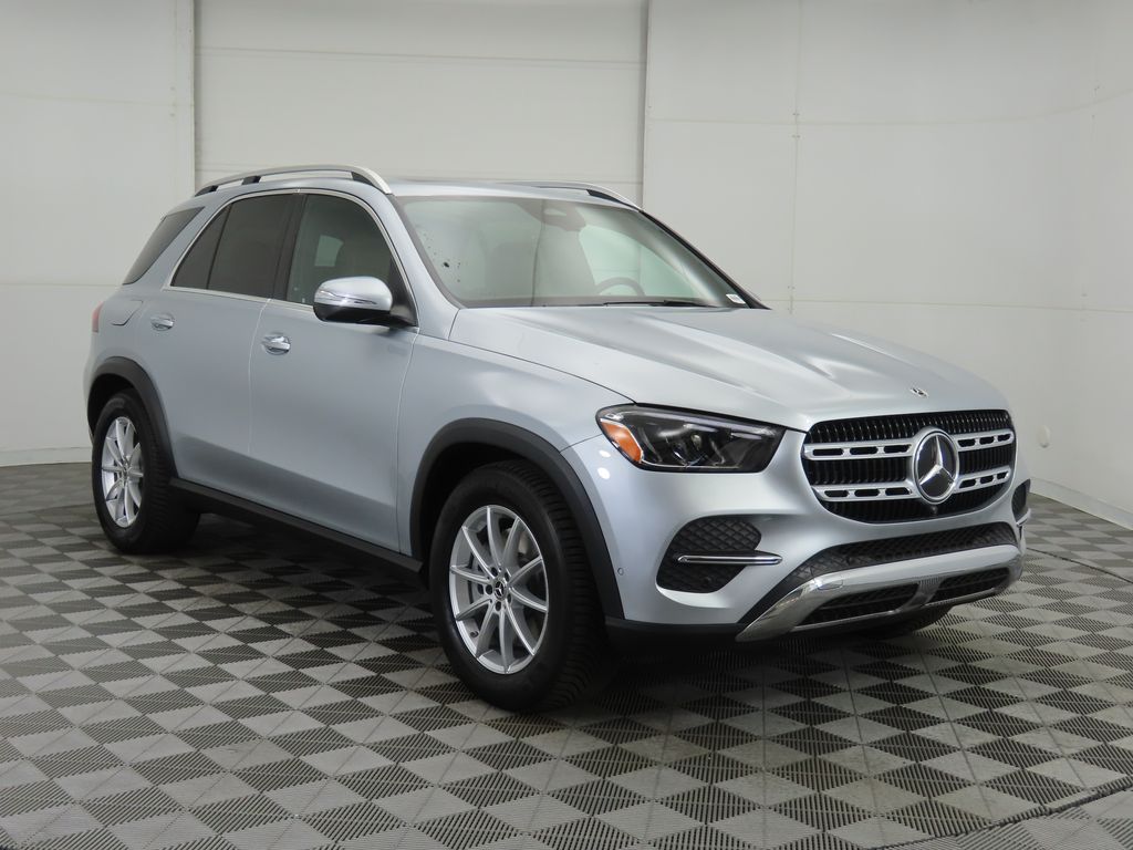 2025 Mercedes Benz GLE 450 4MATIC photo 3