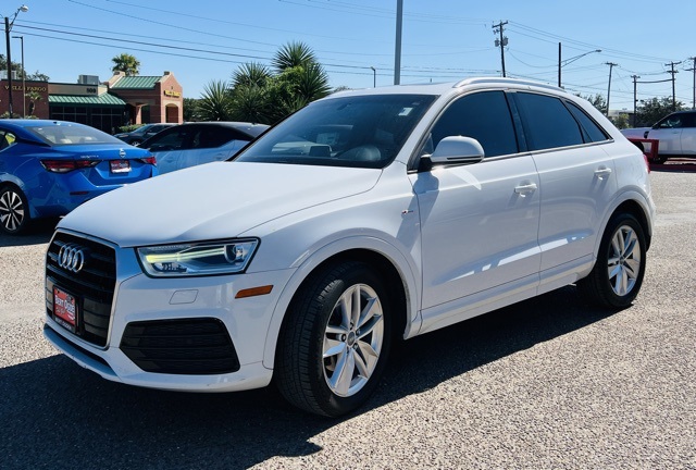 2018 Audi Q3 Premium photo 2