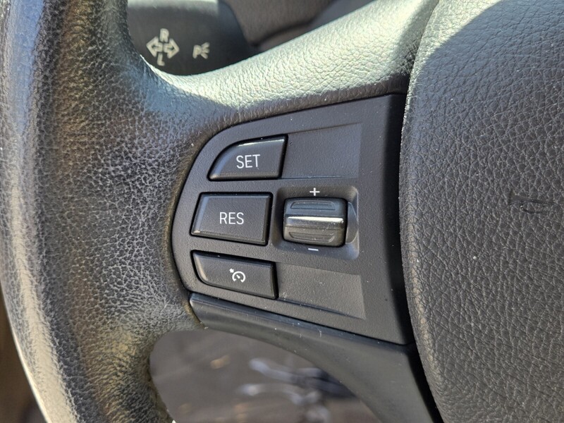 2015 Bmw 320i photo 15