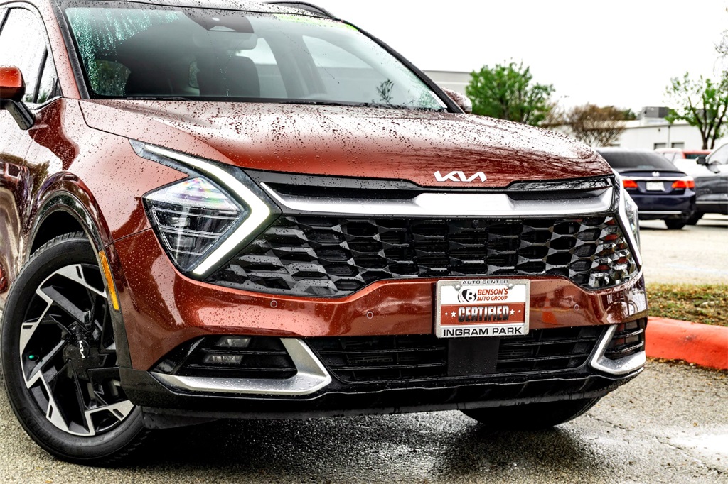 2024 Kia Sportage photo 2