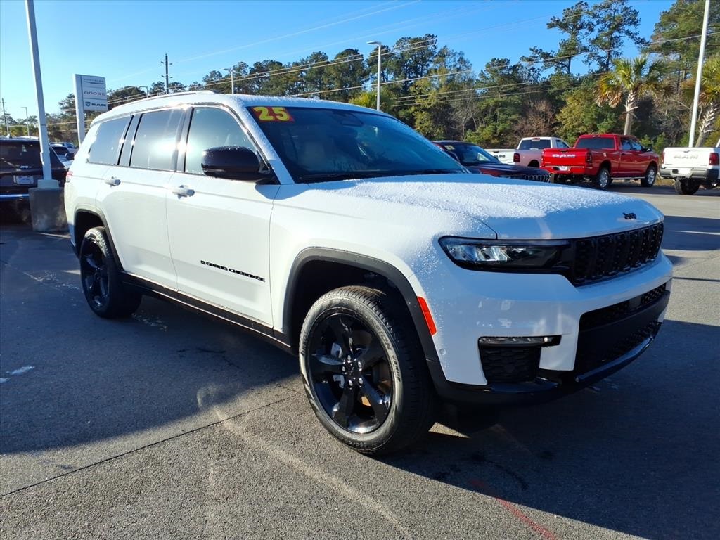 2025 Jeep Grand Cherokee L Limited's photo